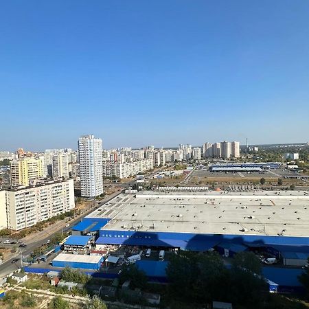 Є Генератор 1Кім Осокорки Вул Бориса Гмирі 20 Жк Патріотика Kiev Extérieur photo